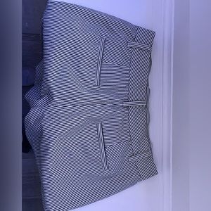 GAP linen pin stripped pants